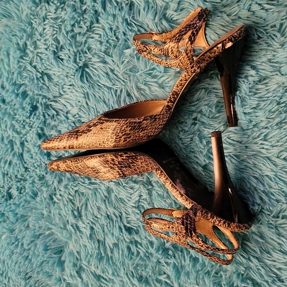 Diba Snakeskin Print Pointed Toe Heels Size 7.5 - Picture 6 of 9